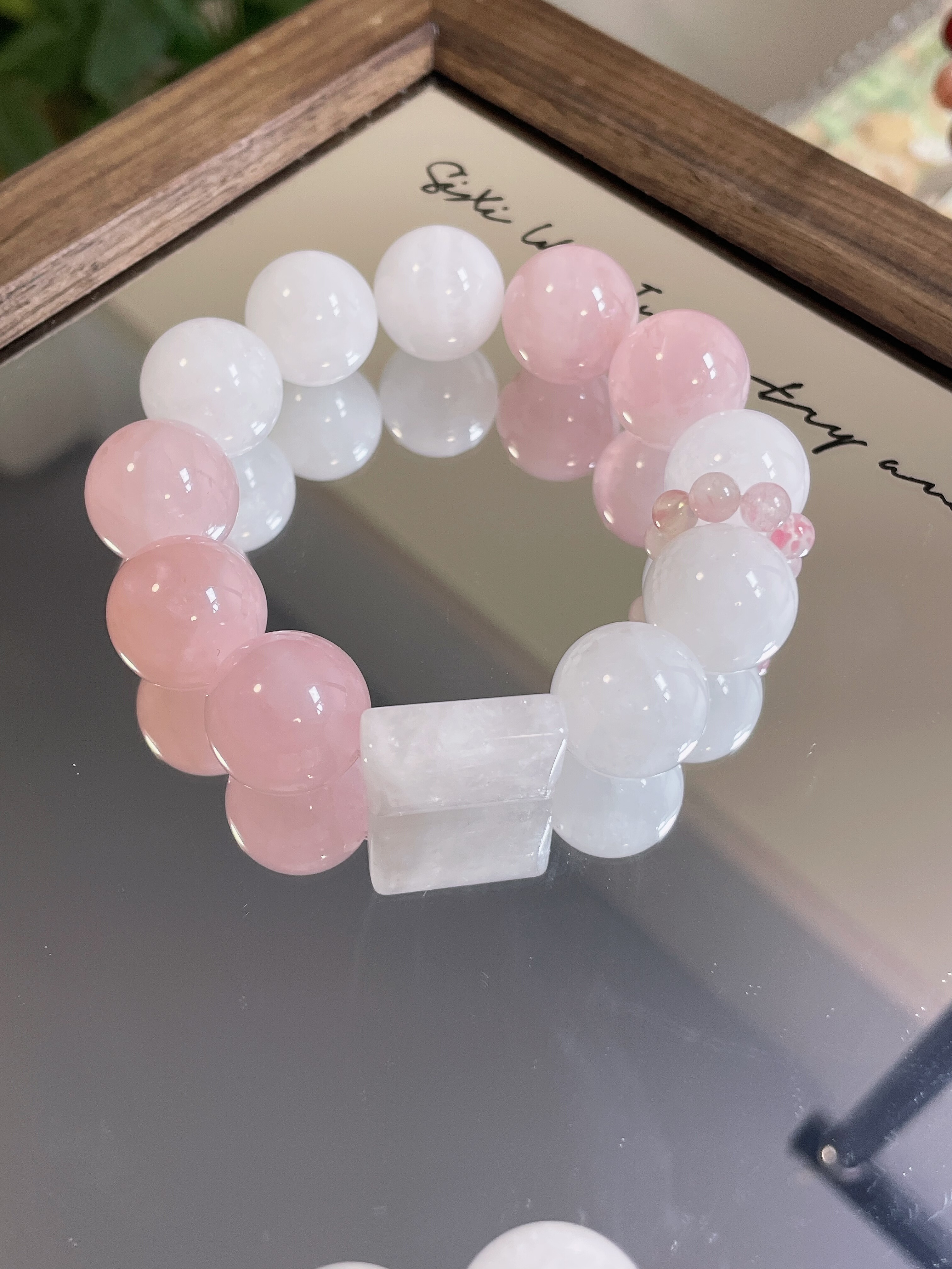 018雪花幽灵手牌-马粉卡16天然水晶搭配樱花雨跑环