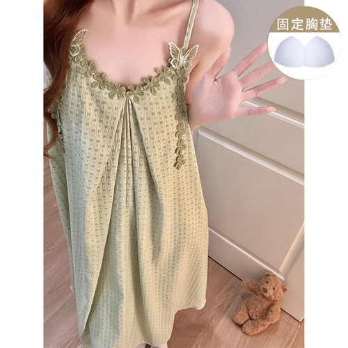 带胸垫性感吊带睡裙女夏花边蝴蝶