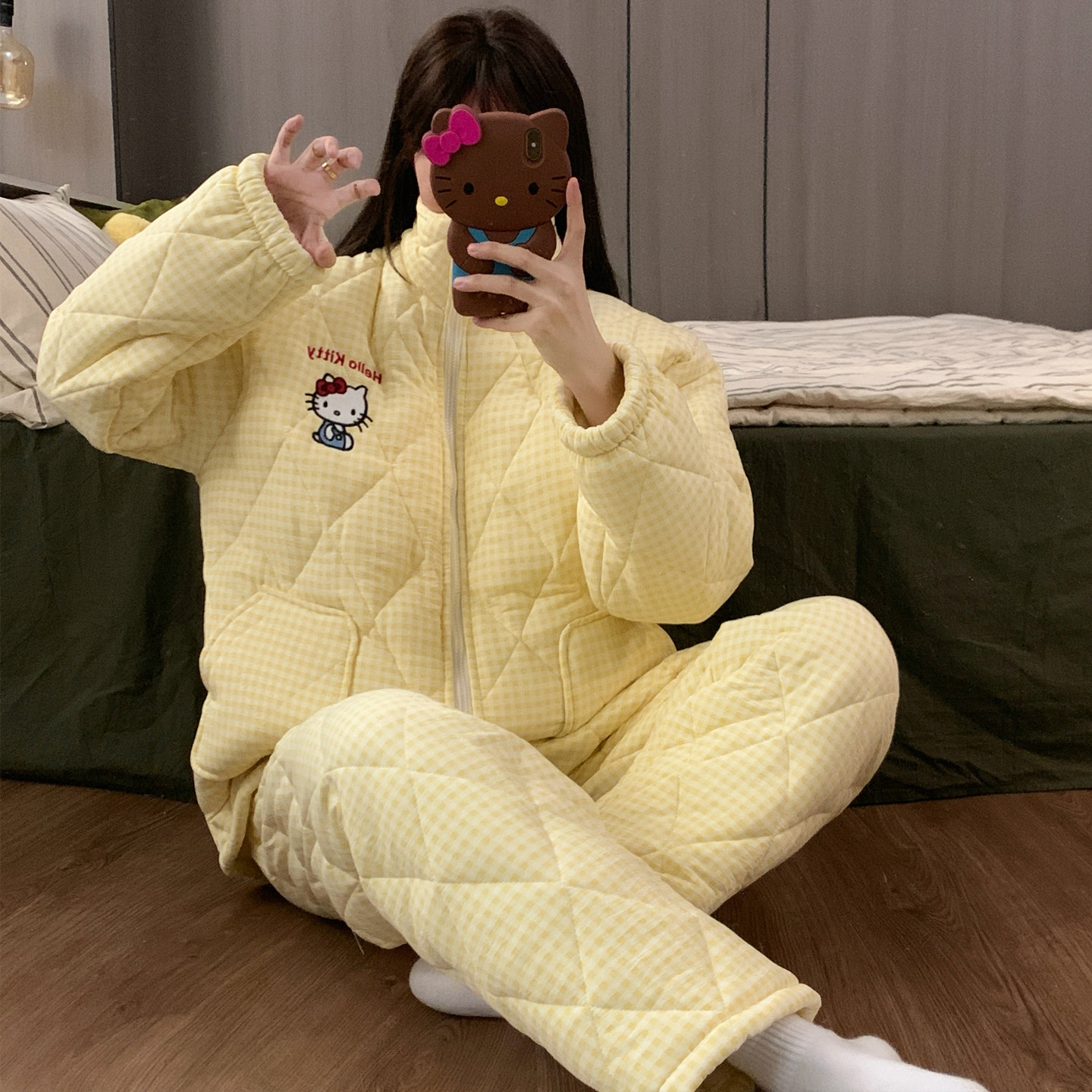 珊瑚绒睡衣女冬三层夹棉格子KT猫