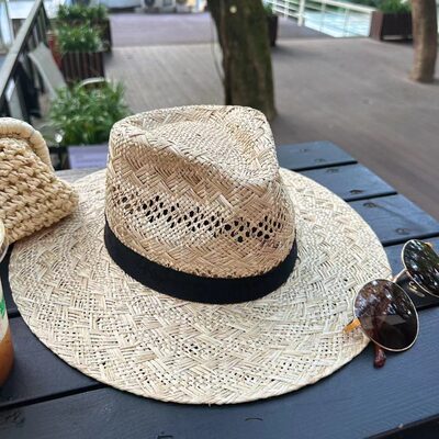 梓静夏季新款手工镂空草帽日常百搭户外遮阳草帽平檐