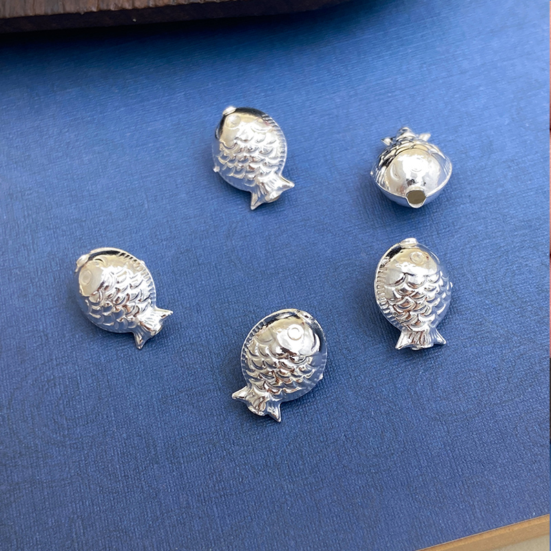 999纯银小鱼穿孔手工diy配件足银