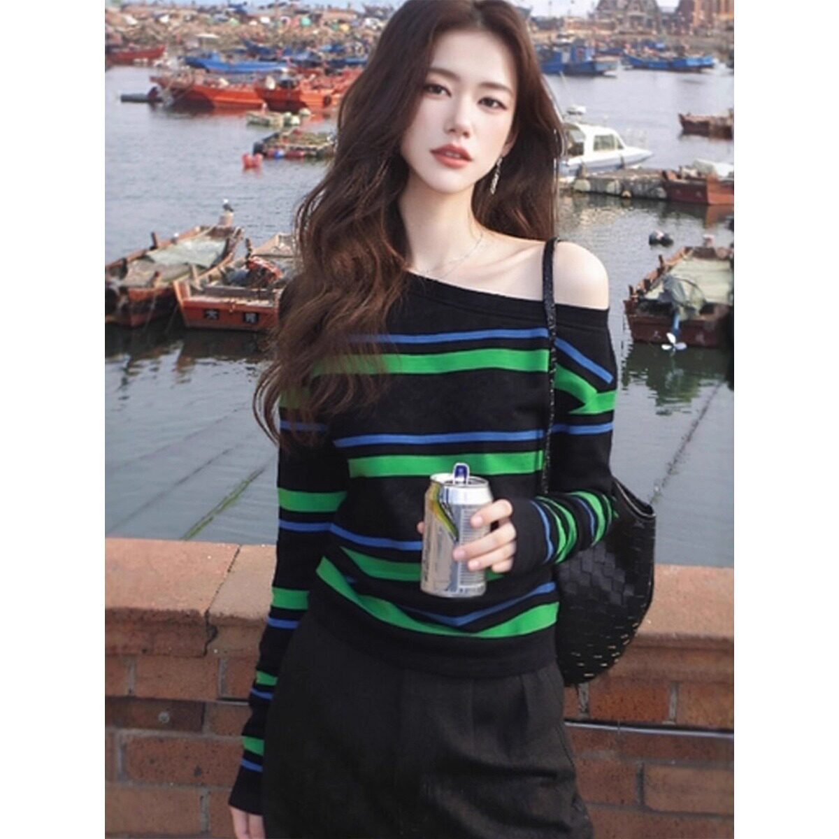 韩版甜辣妹复古条纹斜肩针织打底衫女内搭超好看露肩显瘦长袖上衣