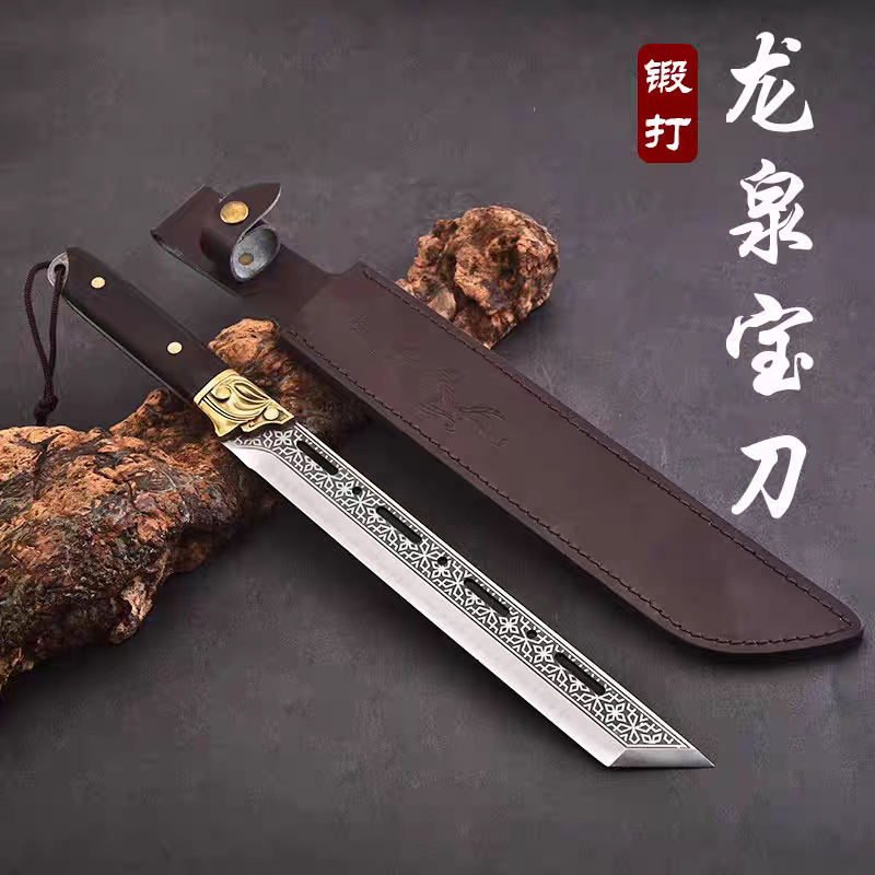 龙泉锻打斩切砍骨刀户外露营开路砍柴刀防身军工重型冷兵器开刃
