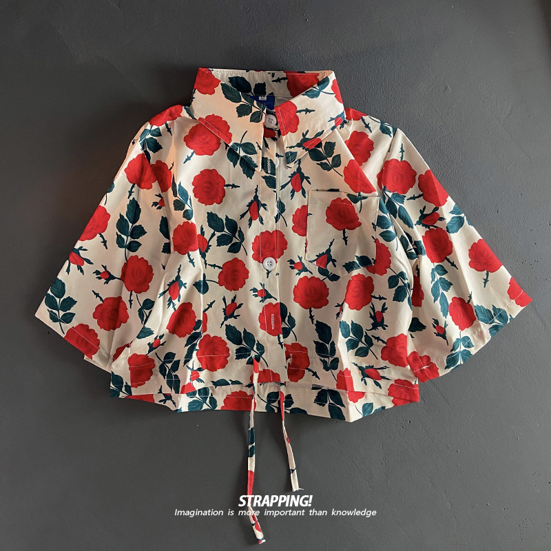 红色花卉女士花衬衫短袖