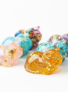 跨境天然水晶碎石滴胶卧姿可爱小