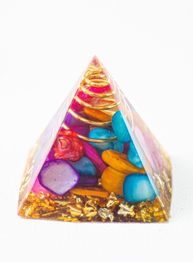 跨境天然水晶碎石查克拉金字塔滴