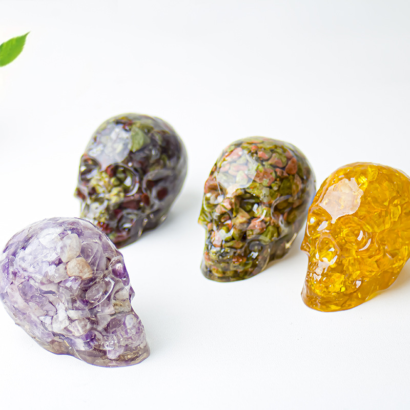 欧美热销天然水晶碎石滴胶骷髅头