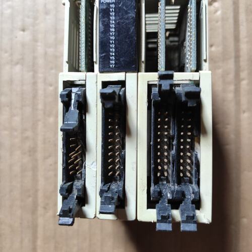 议价PLCFX2NC-16EXFX2NFX2NC16EXFX2NPLCMITSUBISHIFX2N