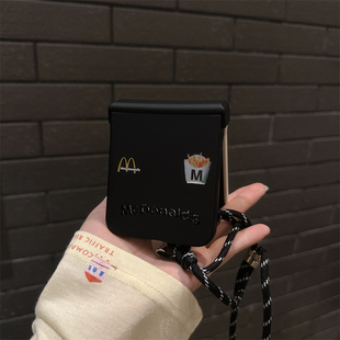 黑拼白M记适用小米mix2手机壳三星Zflip7华为Pocket折叠荣耀OPPO FindN3摩托罗拉razr60手链puraXflip保护套5