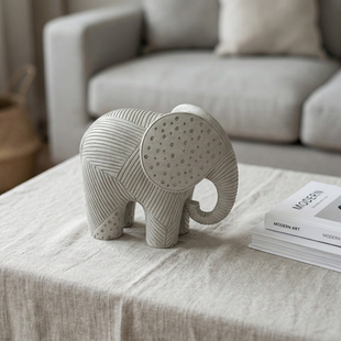 可爱大象装饰纸巾盒摆件客厅轻奢高级感条纹纹理小饰品