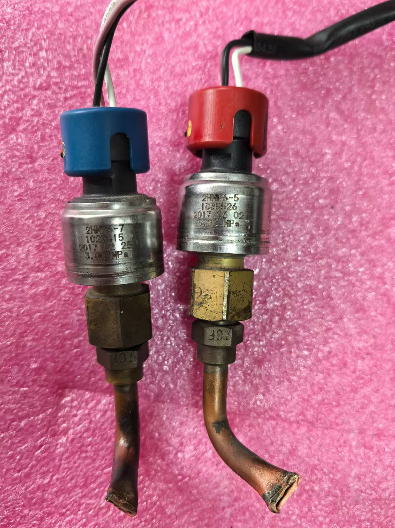 奥克斯中央空调高低压传感器2HMP6-7.1027415高压2HMP6-5.1035526