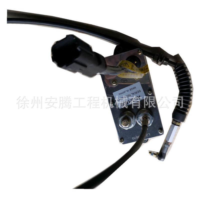 热销xe215c马达油门步进电机ac2/1500800104270