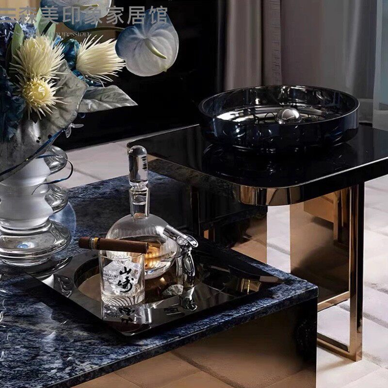 现代简约样板间电视柜背景墙音响装饰盒抽象人物组合现代饰品摆件