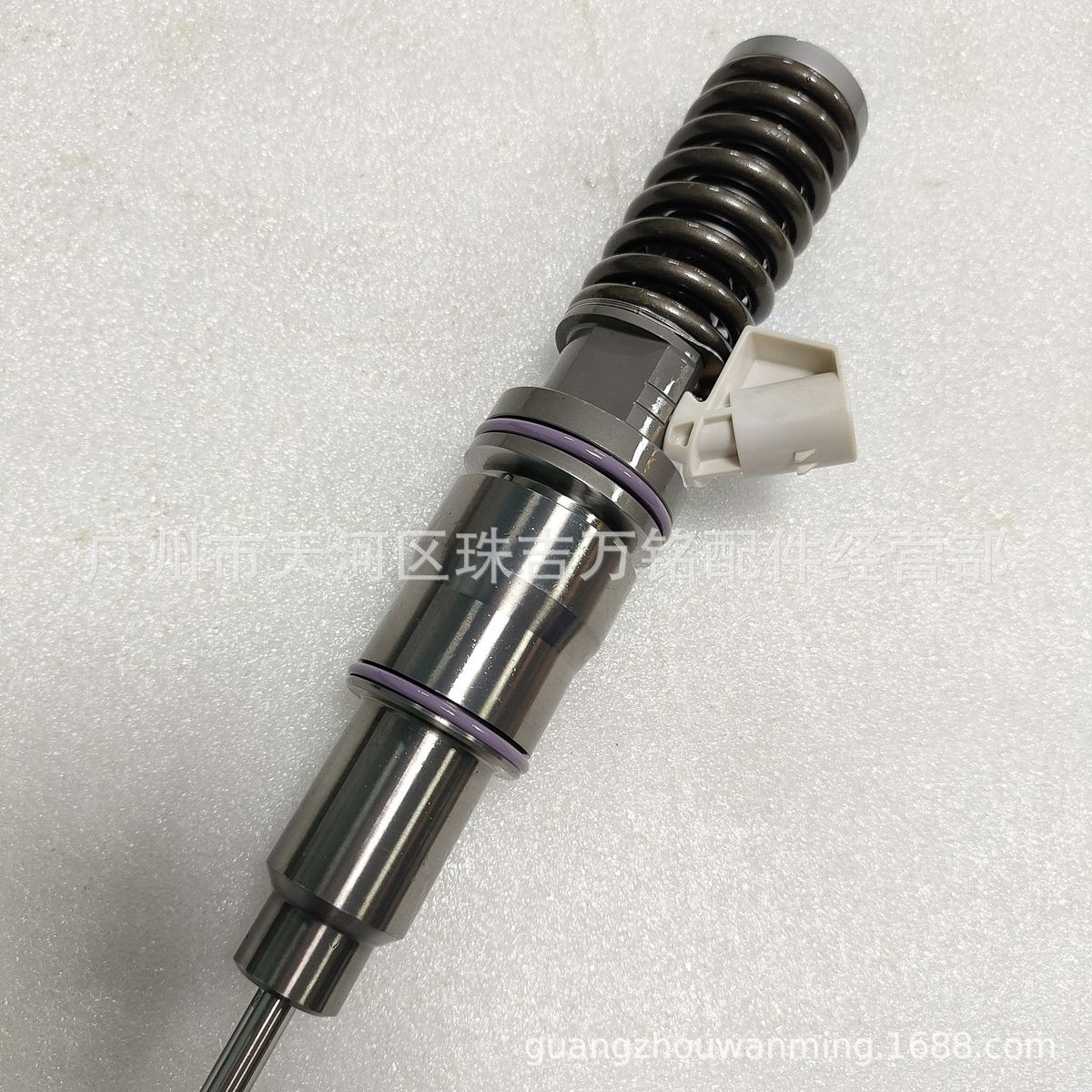 适用于沃尔沃PENTA 2针喷油器03807717 VOE03807717