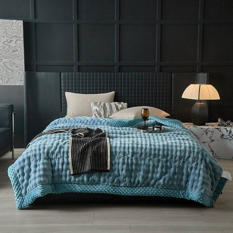 热销2024新款兔纯色绒毛毯