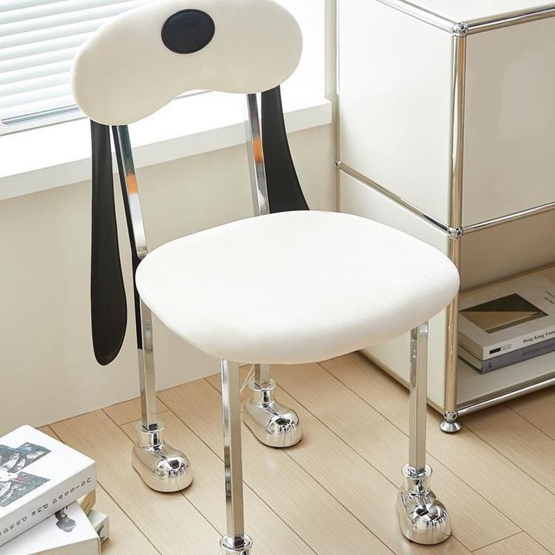 热销中古风狗狗椅创意轻奢奶油房卡餐椅家用卧室化妆椅儿童风