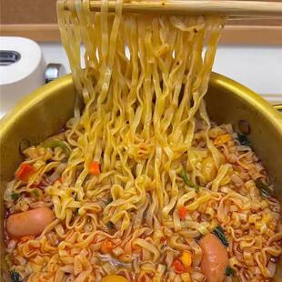 新货康师傅油泼辣子酸汤面方便面牛肉面宽面饼泡面酸汤面五连包速