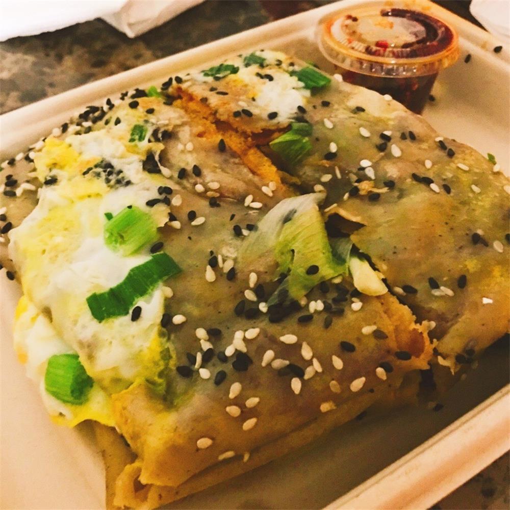 新日期包邮天津煎饼果子面粉舌尖紫薯黑米味营养小米黑芝麻工具绿
