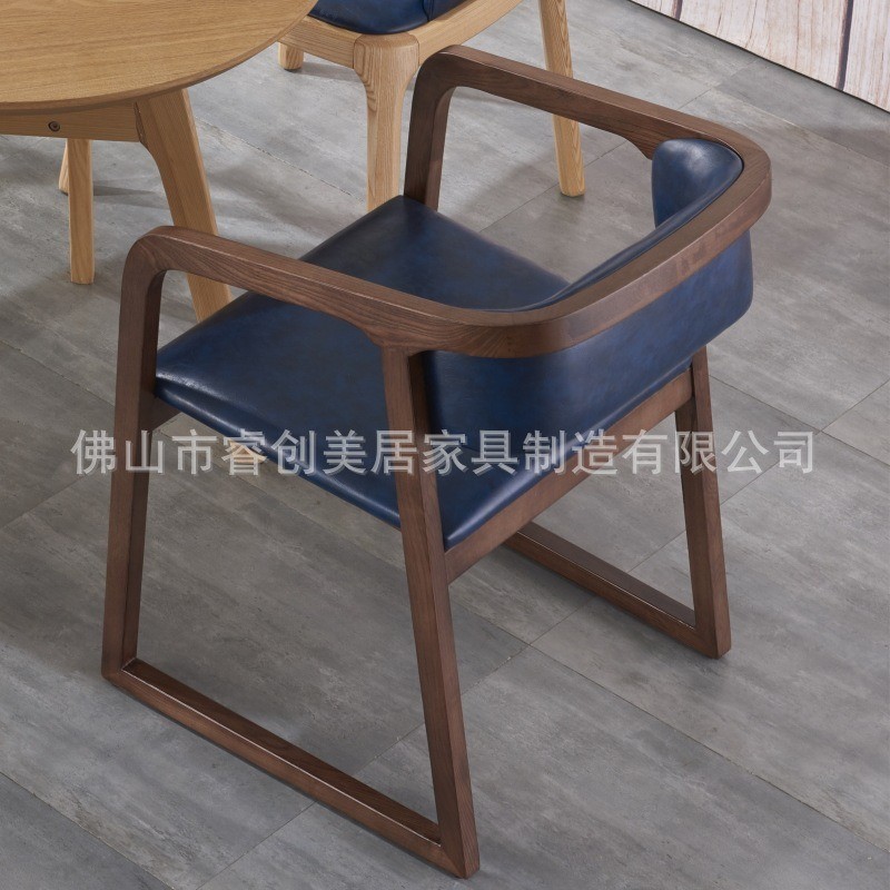 北欧奶茶店桌椅组合小户型铁艺实木家用餐桌椅西餐厅咖啡桌皮椅子