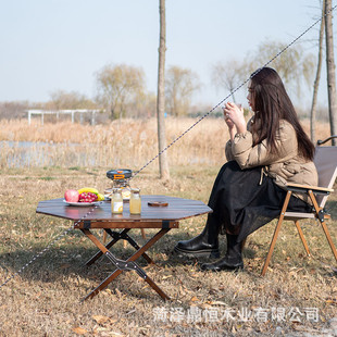 松木自驾游休闲野营八角桌山地野餐蛋卷桌 户外露营折叠桌便携式