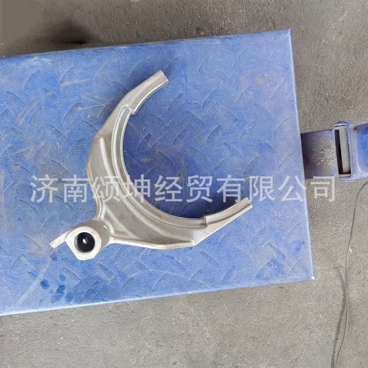 热销供应拨士特变速箱3/4档法叉12jsdx240t-1702057,基础建材,钥匙胚,淘宝优惠券,粉丝福利购,淘宝优惠卷