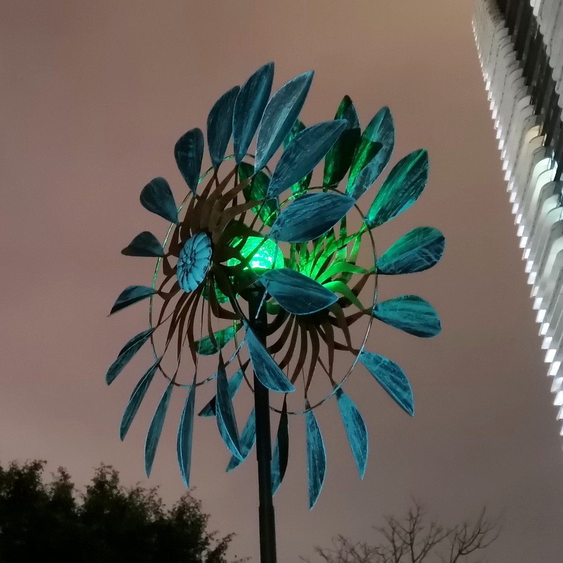 别墅景区铁艺户外花园装饰带玻璃球太阳能灯闪光仿古蓝叶大风车