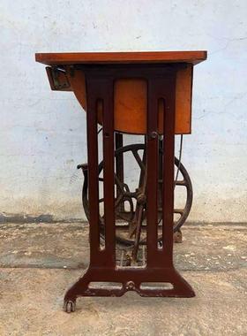 批发怀旧70-80年代脚踏缝纫机怀旧复古缝纫机头摆件民俗展示老物