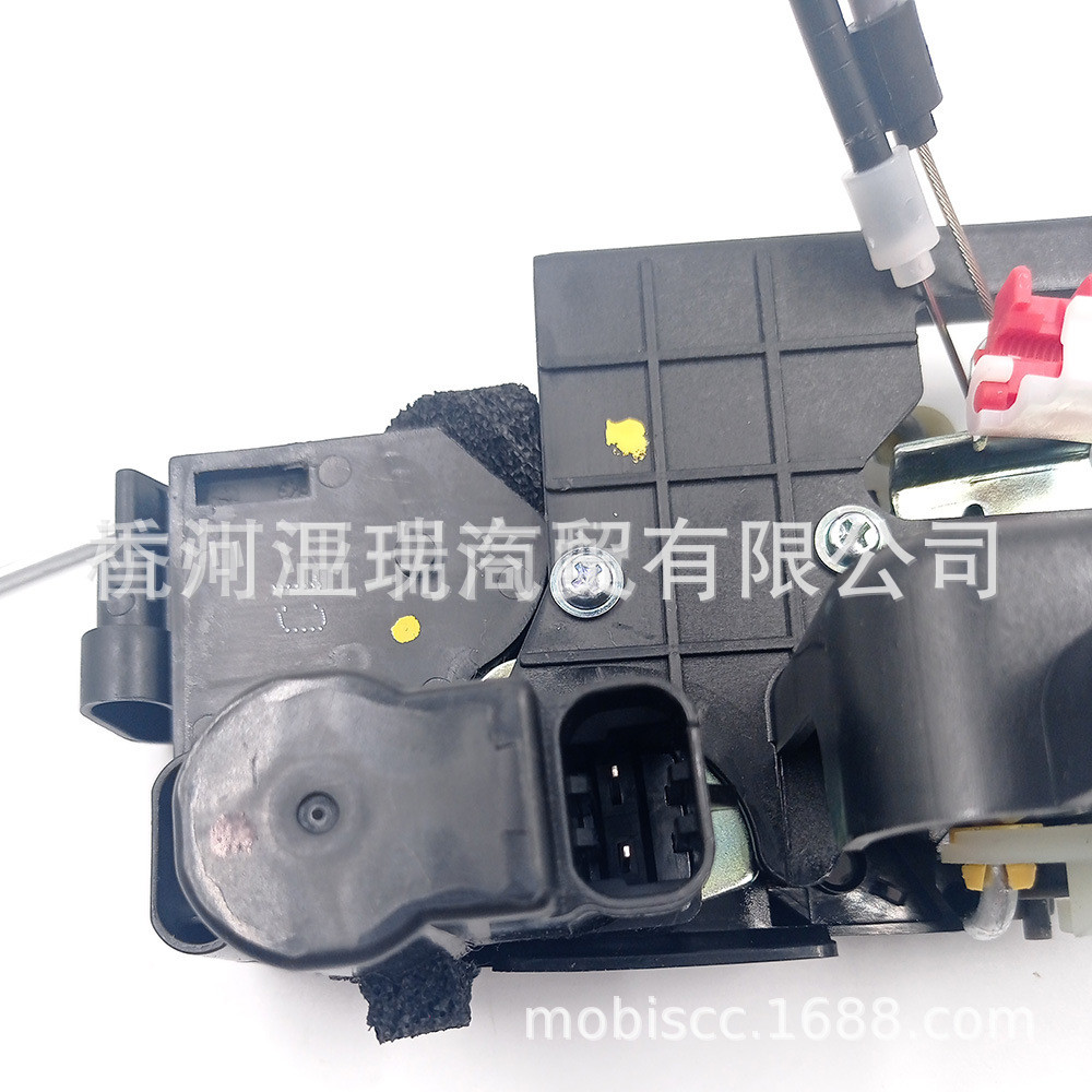 热销7122034001,7121034021适用于双龙柯多兰c车门锁块锁机构