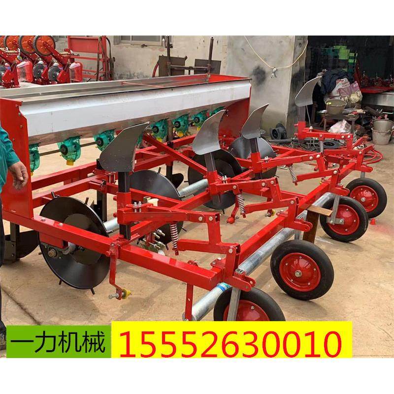 热销双垄起垄覆膜红薯辣椒甘蓝起垄机施肥覆膜机铺滴灌带一体机价