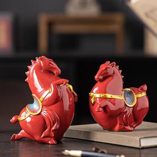 文创陶瓷唐马摆件居办公室生肖马到成功桌面摆设装饰红马工艺品