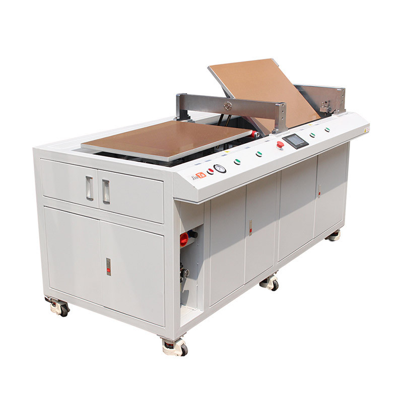厂家直销500*700用于车载工业用屏PCPVC膜偏光膜自动OCA覆膜机