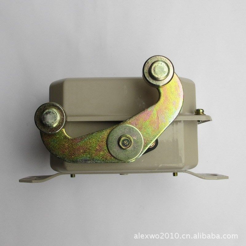 热销厂家直销起重机塔吊行程开关lx10-2110a一常闭双滚轮叉形操动