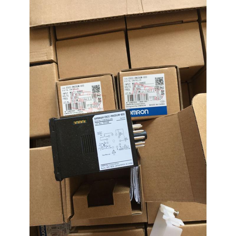 正品温控器E5CC-CX1AUM-000 QX2DUM/CX2DUM/RW2DUM/-000/800