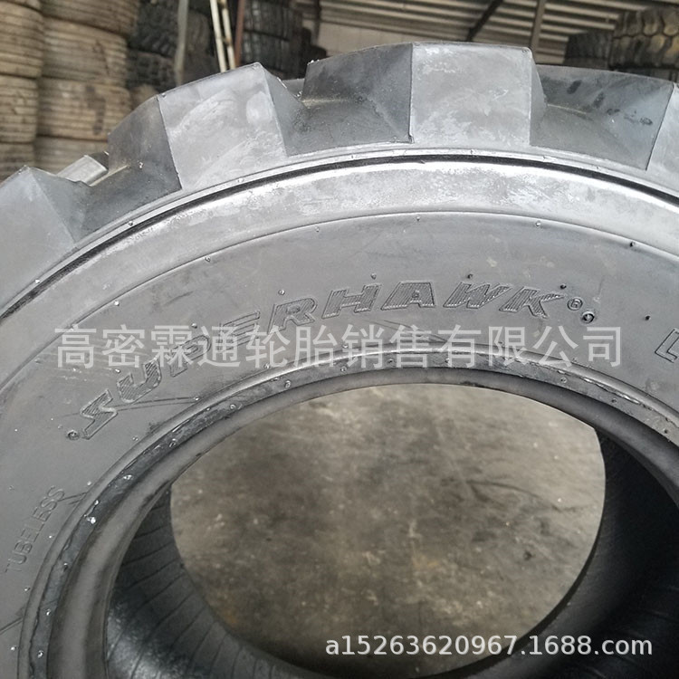 热销轮胎r-4花纹300/70r16.512-16.5人字滑移装载机铲车钢丝扫地