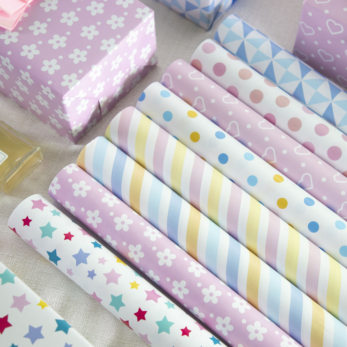 生日儿童节儿童卡通小清新包花纸礼品礼盒礼物波点斜条彩色包装纸