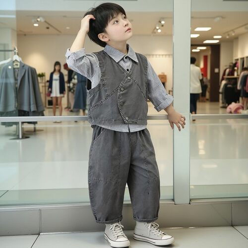 2026春秋男童牛仔马甲三件套洋气