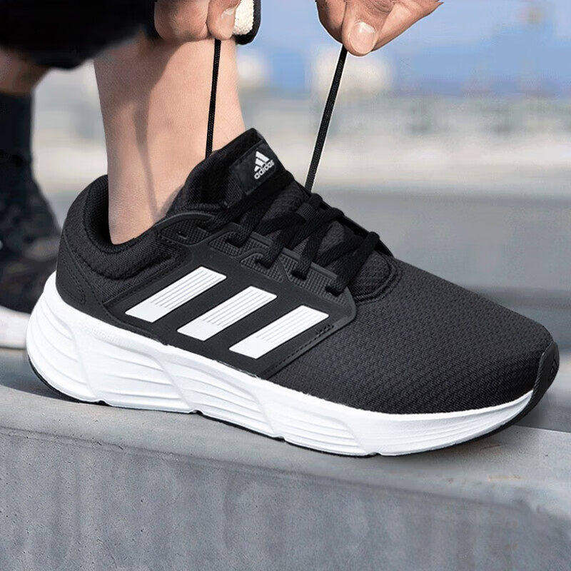 Adidas跑步鞋子男鞋秋季
