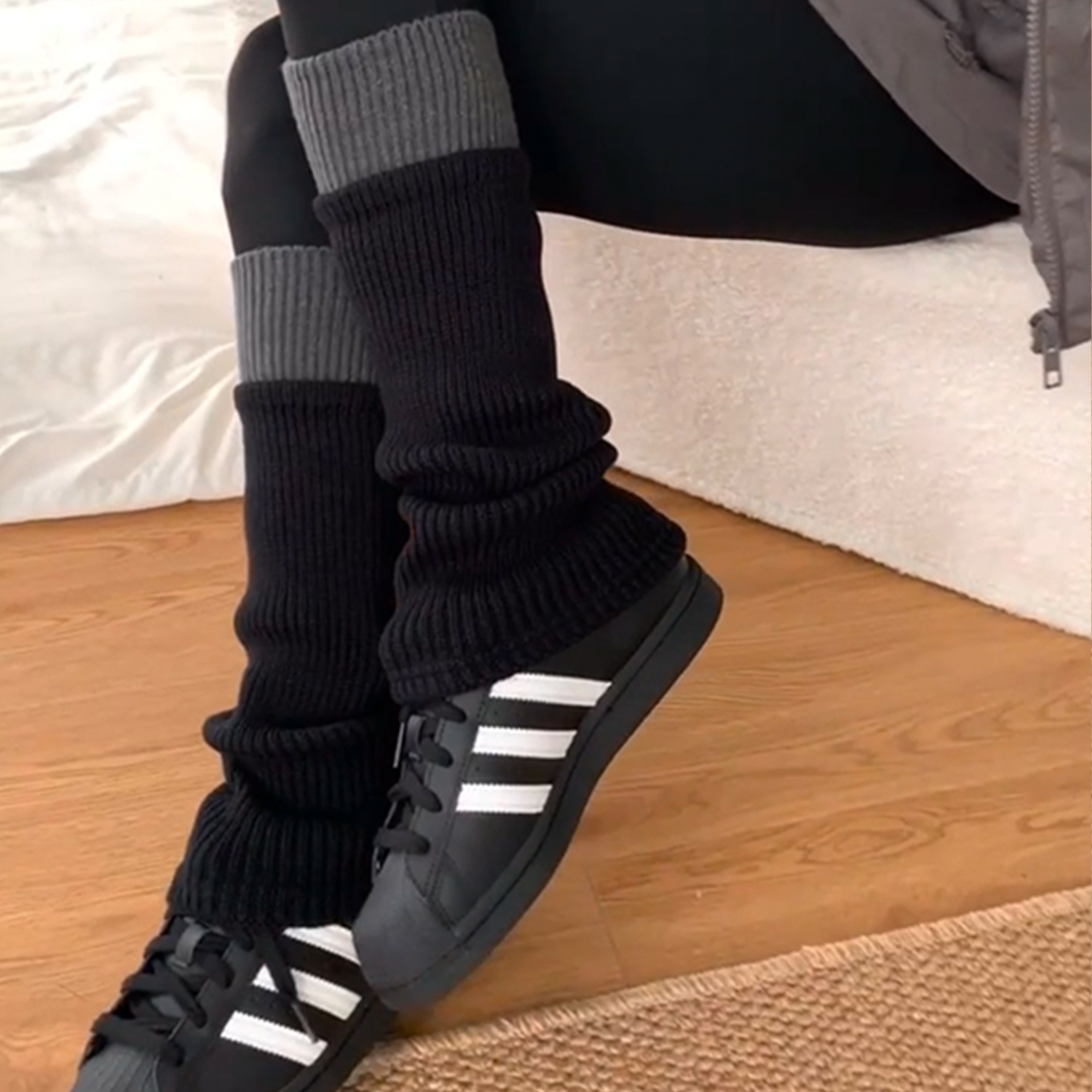 拼色针织袜套女款秋冬显瘦腿套jk