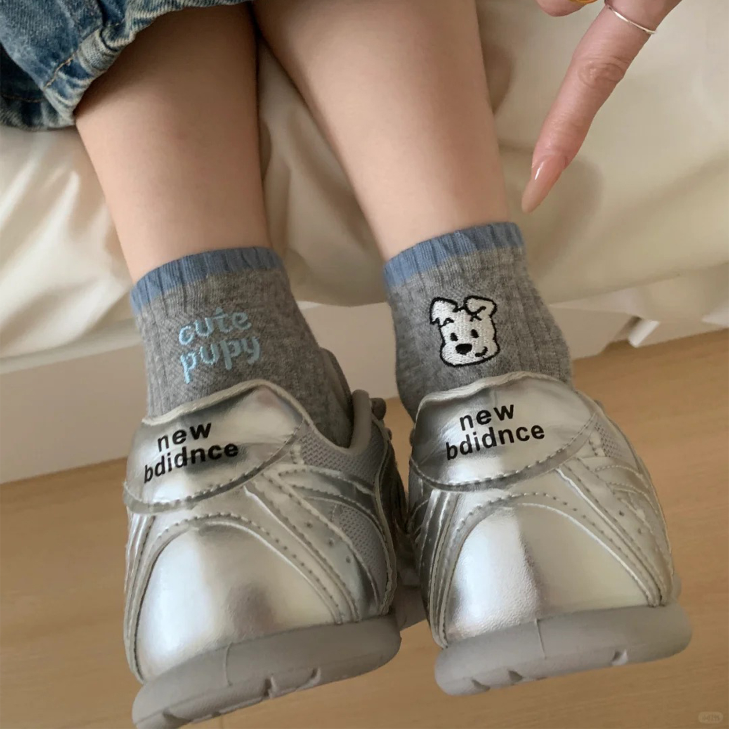 卡通小狗袜子女款夏季薄款韩版灰色短袜搭配老爹鞋后跟刺绣中筒袜