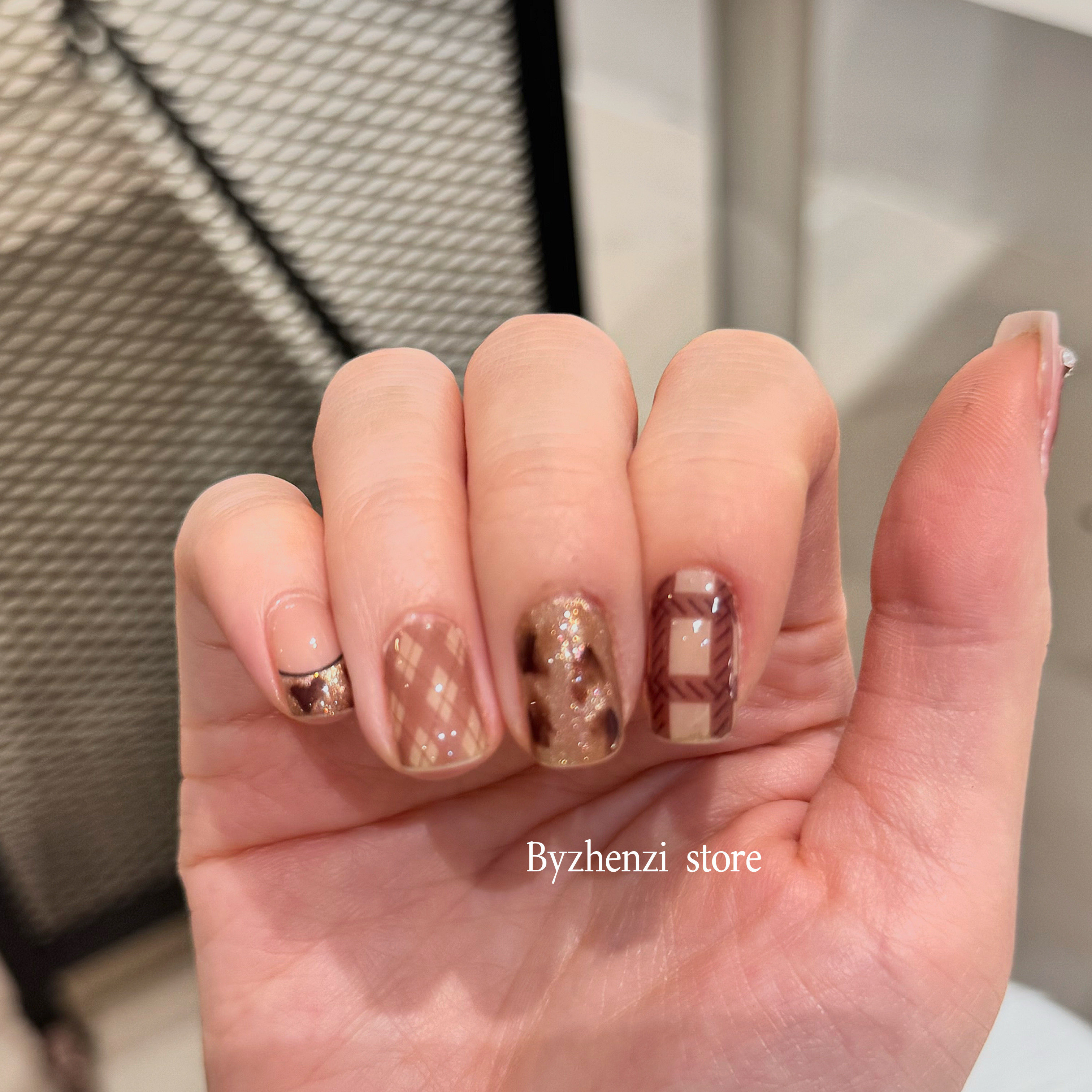 BYZHENZI STORE【凯蒂噗噗】秋冬琥珀猫眼格纹美甲贴穿戴甲油膜,彩妆/香水/美妆工具,穿戴甲/甲片,淘宝优惠券,粉丝福利购,淘宝优惠卷