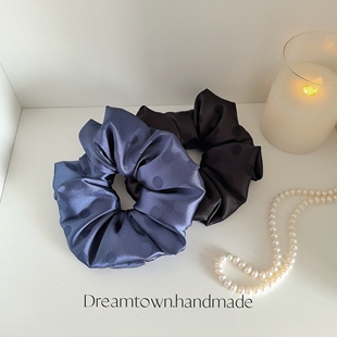 Dreamtown/波点迷情 独立手作发圈高级感通勤日常肠圈黑蓝发饰