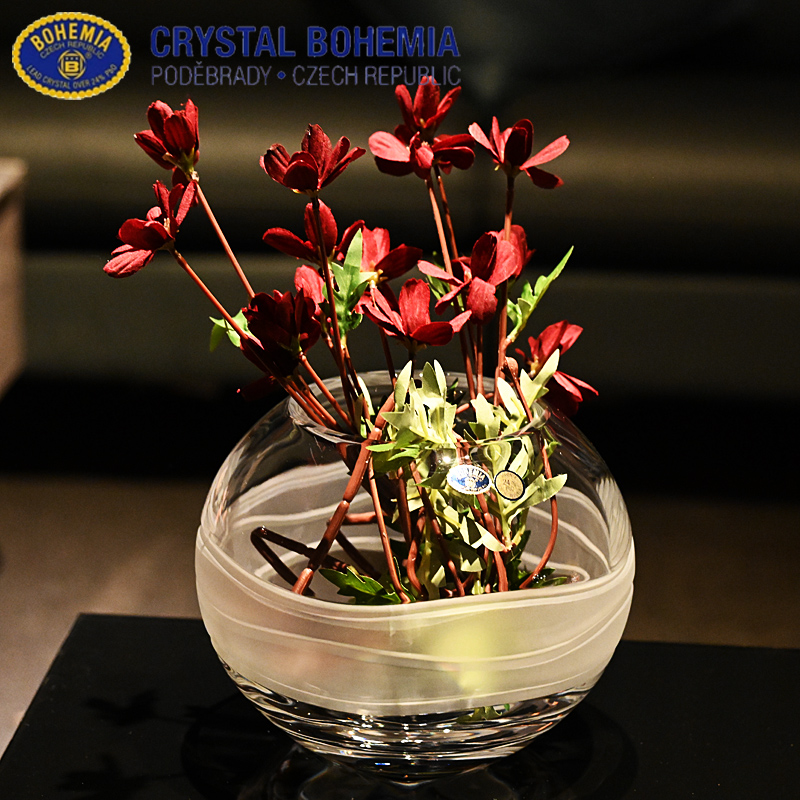 捷克BOHEMIA水晶球形花瓶摆件