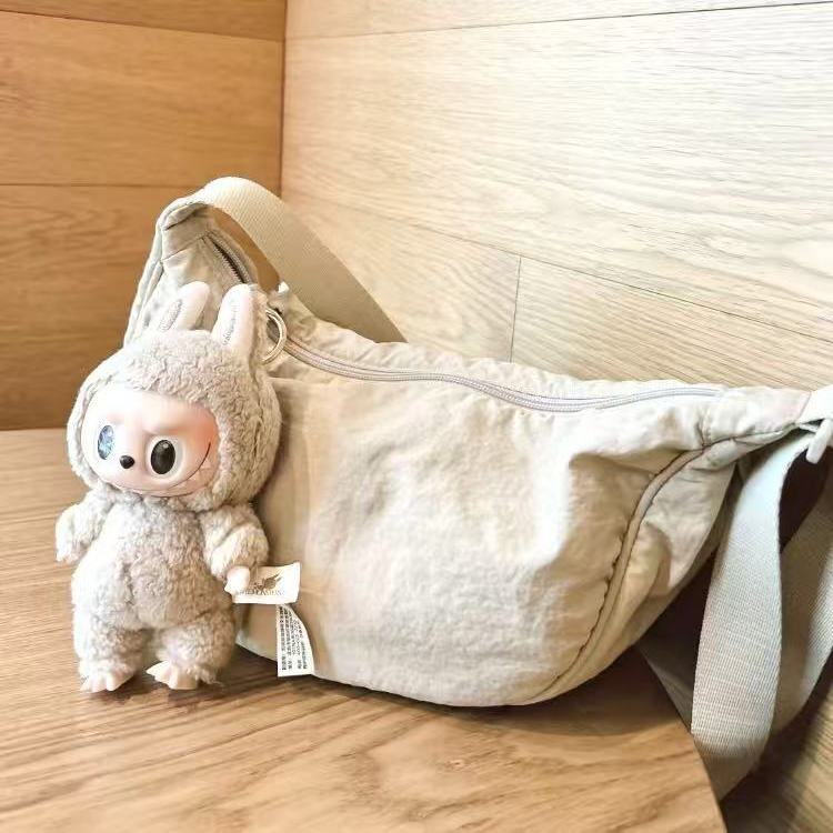 U家同款饺子包通勤百搭