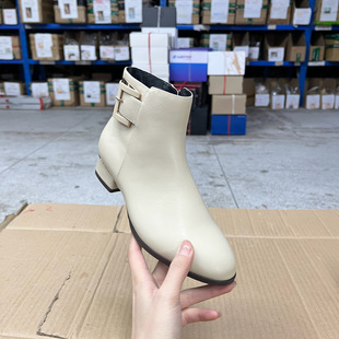 舒适休闲百搭靴子 新款 Lady Shoes外贸原单出口皮带扣短靴简约时尚