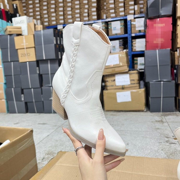 外贸原单尖头粗跟短靴简约时尚新款舒适百搭一脚蹬高跟女款靴子,女鞋,时装靴,淘宝优惠券,粉丝福利购,淘宝优惠卷