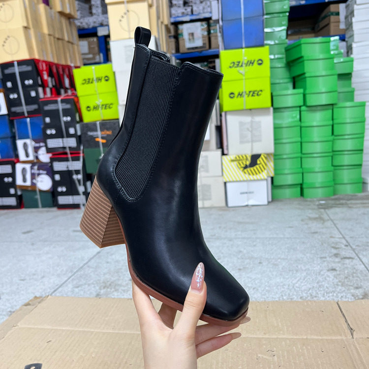 方头粗跟短靴侧拉链时装烟筒靴