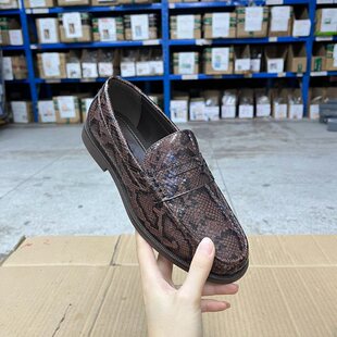 Lady Shoes外贸原单女鞋通勤百搭圆头粗跟已交代时装单鞋乐福鞋