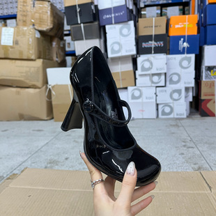 新款 Lady Shoes外贸原单粗跟单鞋 微瑕简约时尚 气质百搭方头皮鞋