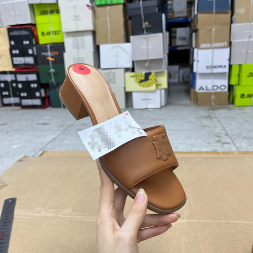 圆头纯色粗跟一字拖鞋时装凉鞋