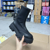 外贸原单女靴新款 圆头厚底拼接拉链中筒纯色时尚 舒适英伦风马丁靴